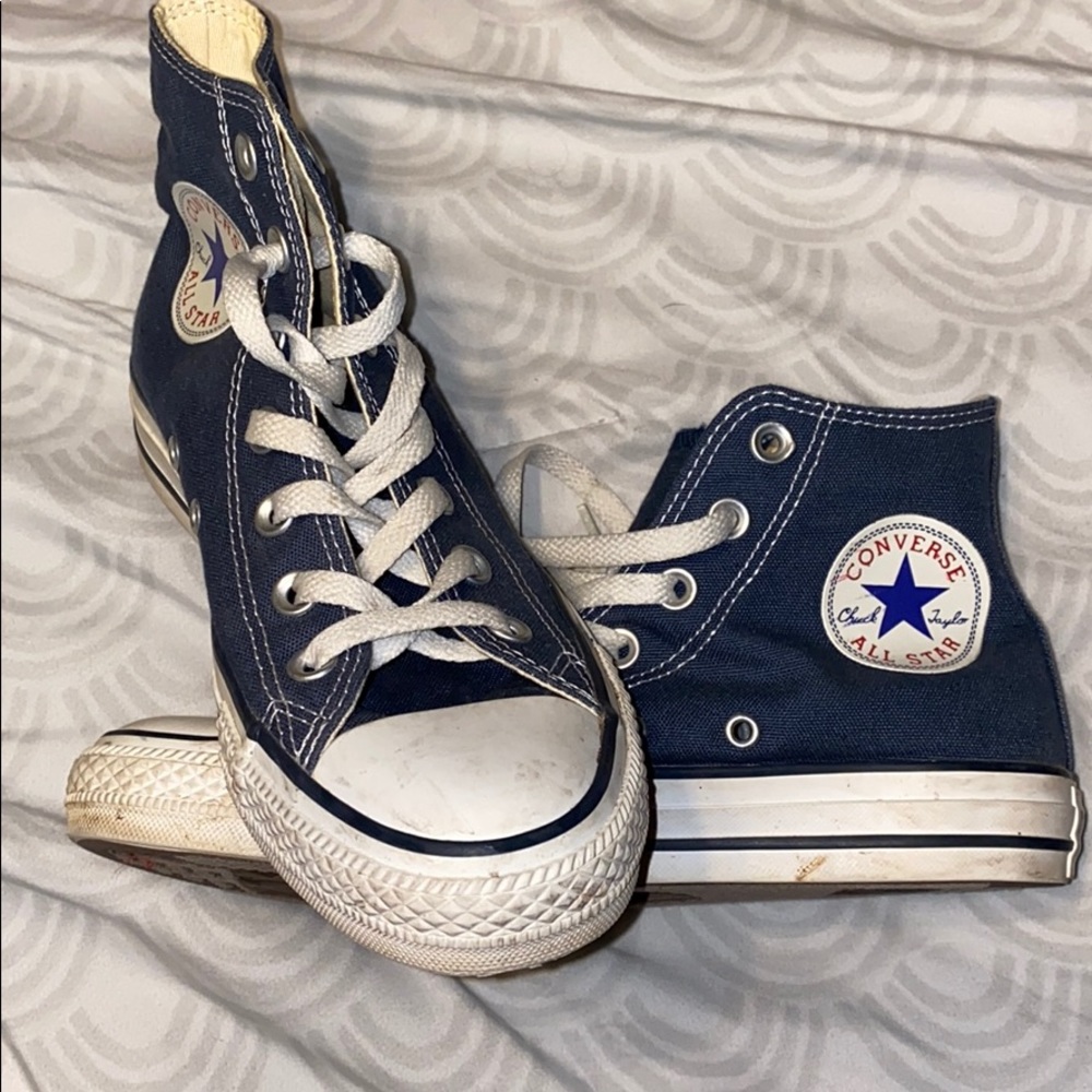 High top navy converse!